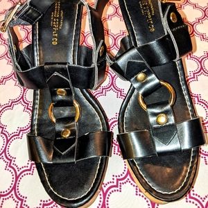 Chunky Mossimo Sandals